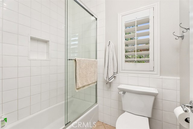 19256 Jasper Hill Road, Lake Forest CA: https://media.crmls.org/medias/ccdb04df-7475-486a-9568-11fd8cfeb7a6.jpg