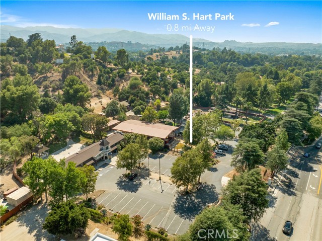 24540 Acorn Court, Newhall CA: https://media.crmls.org/medias/ccdb2799-3cb0-4adc-b9c5-cdc8d08fb9d0.jpg