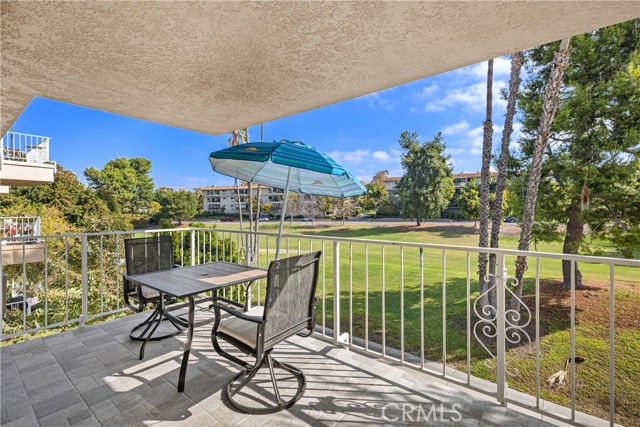 Detail Gallery Image 8 of 48 For 2390 via Mariposa W 2c,  Laguna Woods,  CA 92637 - 2 Beds | 2 Baths