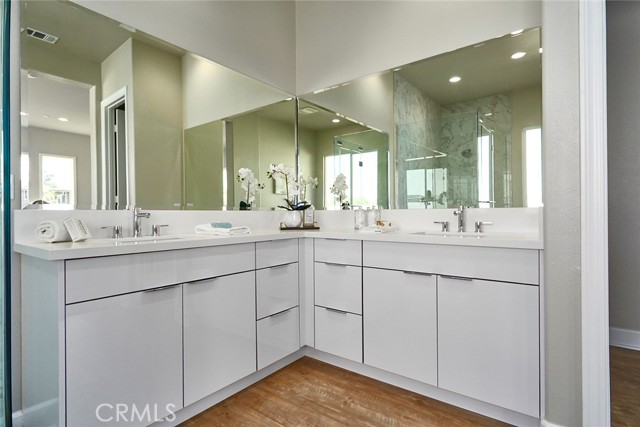 Detail Gallery Image 12 of 16 For 19396 Earth Summit, Apple Valley,  CA 92308 - 4 Beds | 3/1 Baths