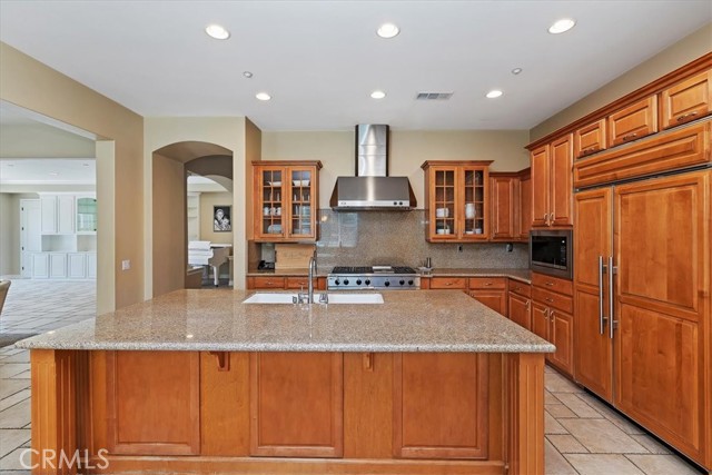 Detail Gallery Image 12 of 74 For 19017 Green Oaks Rd, Yorba Linda,  CA 92886 - 5 Beds | 4/1 Baths