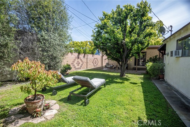 Detail Gallery Image 32 of 47 For 1345 N Fairview St, Burbank,  CA 91505 - 3 Beds | 2 Baths