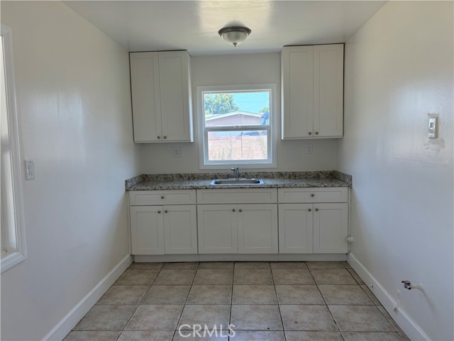 Detail Gallery Image 12 of 12 For 11904 Painter Ave, Whittier,  CA 90605 - 8 Beds | 4 Baths