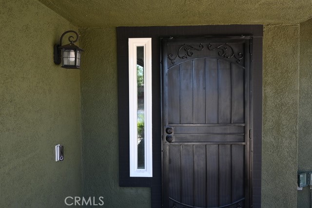 Detail Gallery Image 3 of 23 For 15350 Kern Ave, Hesperia,  CA 92345 - 3 Beds | 2 Baths