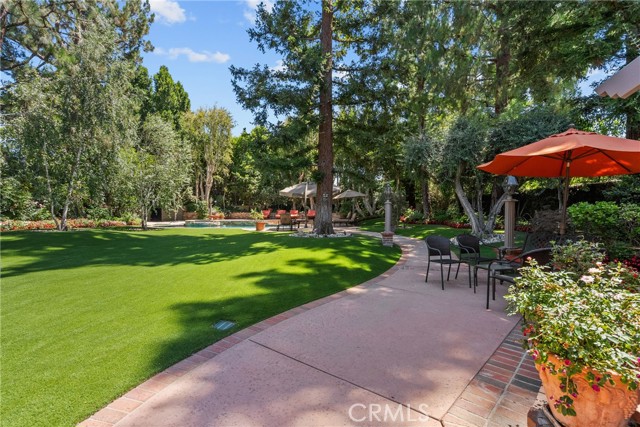 19222 Mayall Street, Northridge CA: https://media.crmls.org/medias/ccdf767f-8c32-4429-9992-7f43c3cf5d99.jpg
