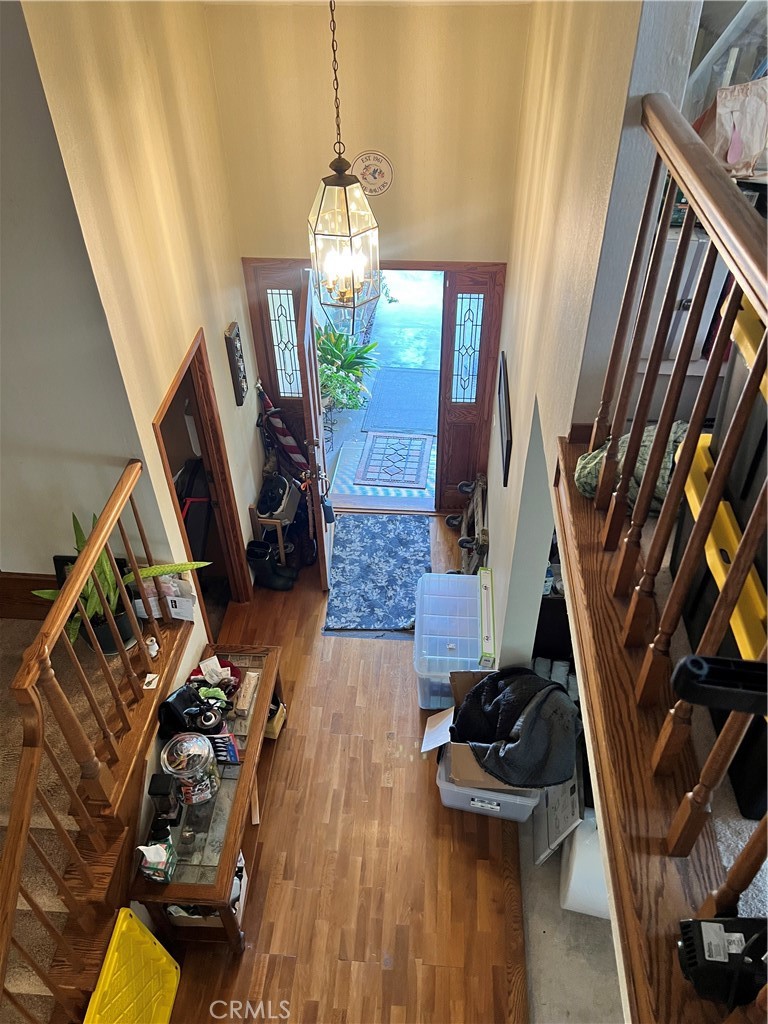 https://media.crmls.org/medias/ccdfb525-4d0c-40ef-99ca-8faba24256c7.jpg?preset=X-Large