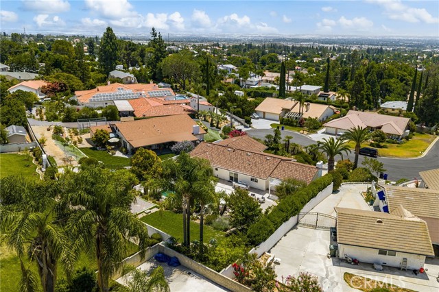 2525 Jonquil Drive, Upland CA: https://media.crmls.org/medias/cce02f49-4b31-4309-ac59-1059fb0c15c9.jpg