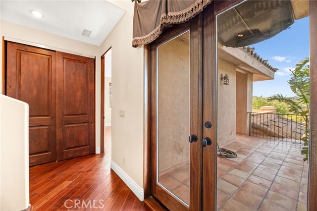 37654 Calle De Lobo, Murrieta CA: https://media.crmls.org/medias/cce0905a-fbd8-4a16-adcf-2b219ec363f3.jpg