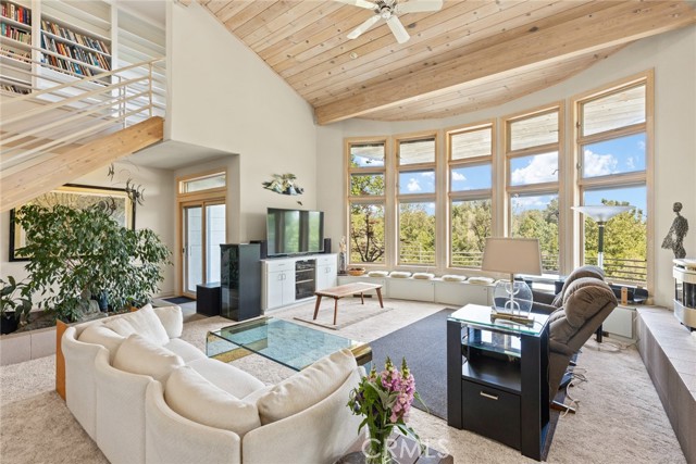 Detail Gallery Image 5 of 52 For 49 Spanish Garden Dr, Chico,  CA 95928 - 4 Beds | 4 Baths