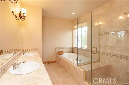 1186 Alameda Ct, Big Bear CA: https://media.crmls.org/medias/cce22ba3-3d4e-4283-bbd2-fc2f52c705d6.jpg