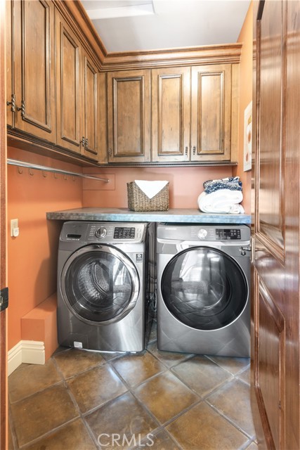 2300 Via Pacheco, Palos Verdes Estates CA: https://media.crmls.org/medias/cce29d2b-7d73-4acf-beaf-60732130e1e3.jpg