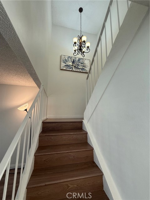 Detail Gallery Image 7 of 15 For 4570 Toledo Way, Buena Park,  CA 90621 - 3 Beds | 2/1 Baths
