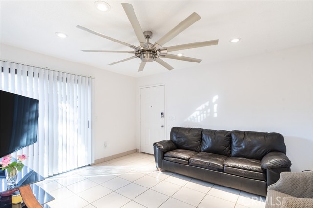 Detail Gallery Image 2 of 10 For 3121 Spring St #106,  Paso Robles,  CA 93446 - 2 Beds | 1 Baths