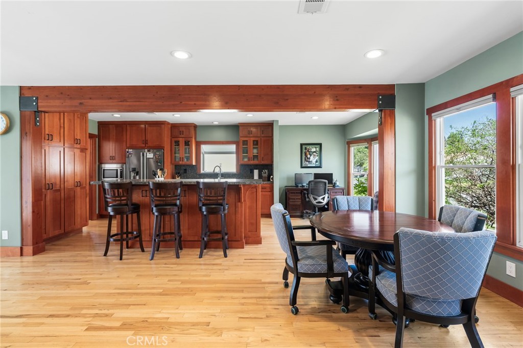 Cce4746f 6650 466d B0bb 5159aa17436f