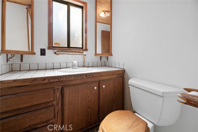 Detail Gallery Image 17 of 35 For 1015 W London Ln, Big Bear City,  CA 92314 - 3 Beds | 2/1 Baths