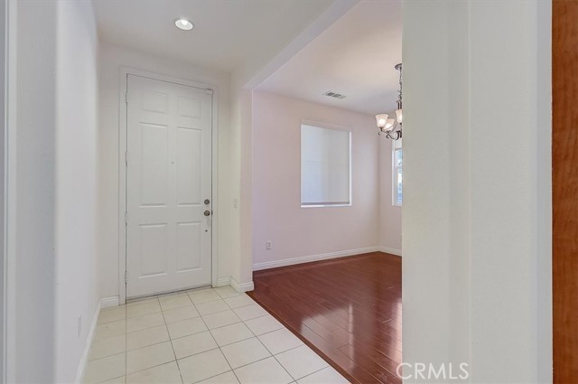 3115 N Sunrise Court, Orange CA: https://media.crmls.org/medias/cce4b757-1933-4af5-8545-fcd98d1087b4.jpg