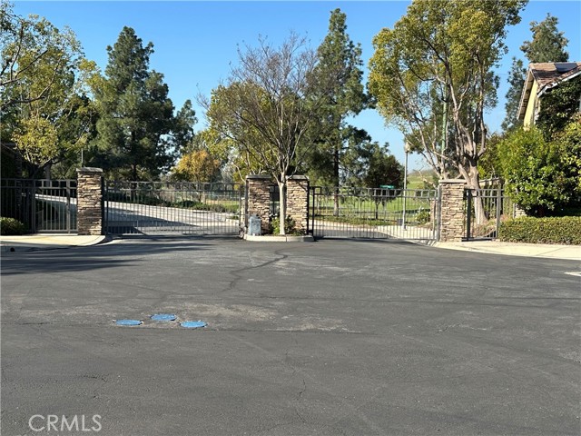 Detail Gallery Image 5 of 19 For 4868 Petersen, Chino Hills,  CA 91709 - 5 Beds | 2/1 Baths