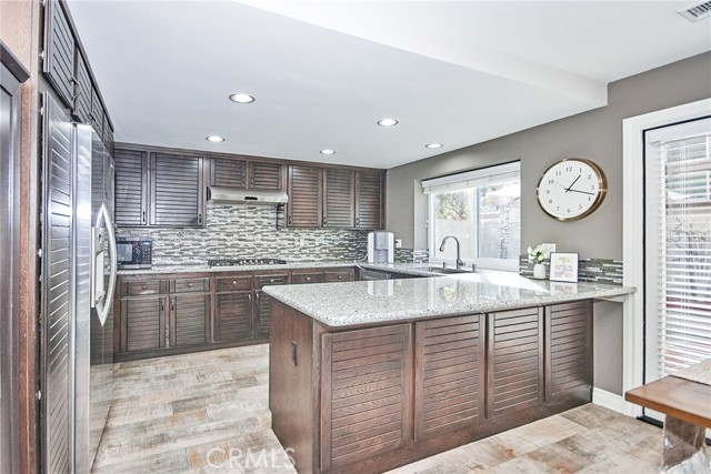 Detail Gallery Image 11 of 60 For 19 Las Cruces, Irvine,  CA 92614 - 3 Beds | 2/1 Baths