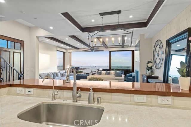 310 E Oceanfront, Newport Beach CA: https://media.crmls.org/medias/cce4fc2c-00dc-4468-a257-d4e6c38633fa.jpg