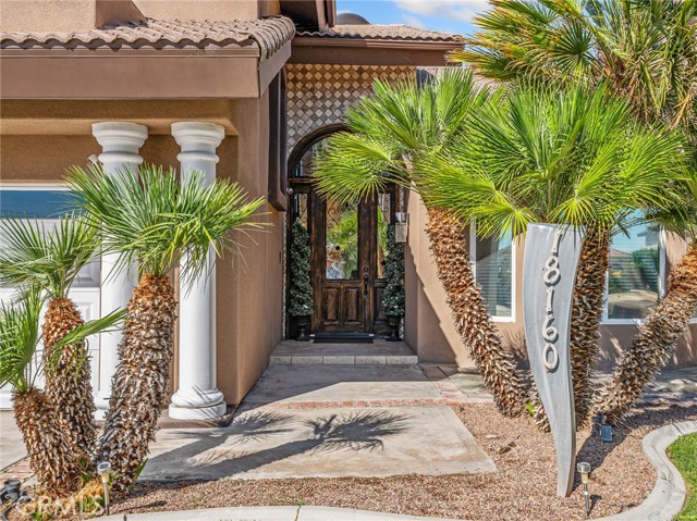 18160 Harbor Drive, Victorville CA: https://media.crmls.org/medias/cce5253f-22cc-40aa-a6d1-ac1c6e1a76ad.jpg