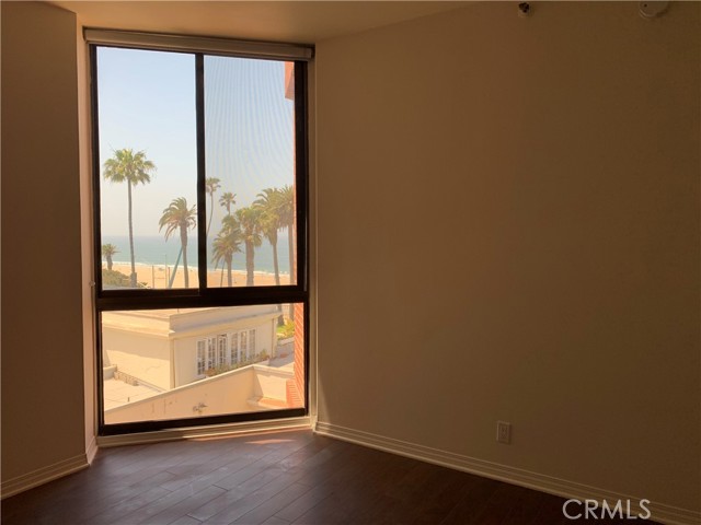 Detail Gallery Image 22 of 40 For 1033 Ocean Ave #401,  Santa Monica,  CA 90403 - 2 Beds | 2 Baths
