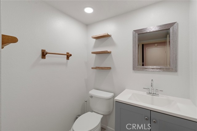 8165 Woodland Dr, Buena Park CA: https://media.crmls.org/medias/cce54fdb-5a34-47aa-a295-50234f8fae7a.jpg