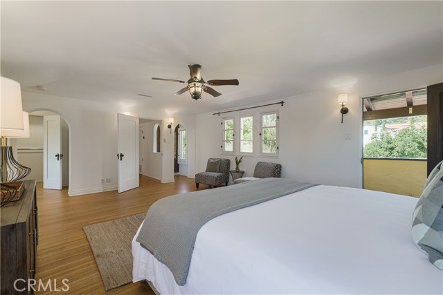 516 E Stocker Street, Glendale CA: https://media.crmls.org/medias/cce692ec-d1e3-4987-89f8-7453f9348ed2.jpg