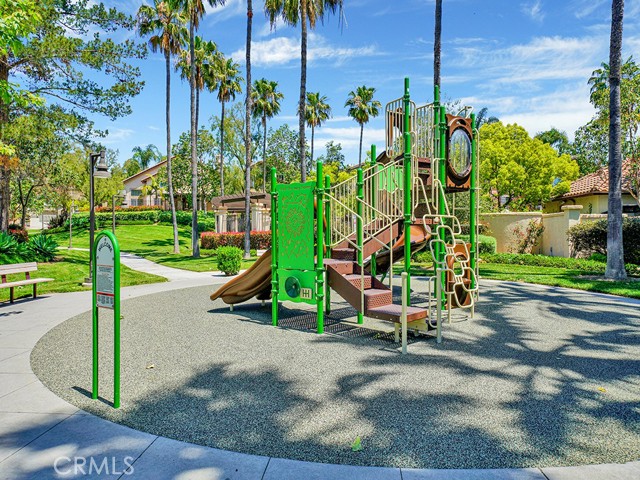 Detail Gallery Image 35 of 50 For 10935 Osterman Ave, Tustin,  CA 92782 - 4 Beds | 3 Baths