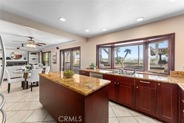 26972 Venado Drive, Mission Viejo CA: https://media.crmls.org/medias/cce84752-d0b4-452b-805b-ceb6a29fcecd.jpg