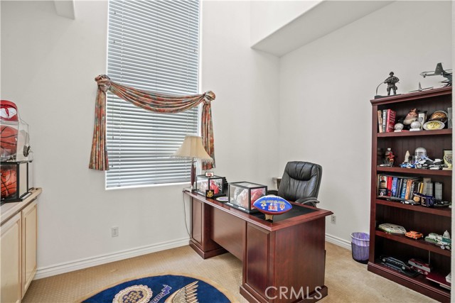 26012 Franklin Lane, Stevenson Ranch CA: https://media.crmls.org/medias/cce8c407-f0a0-4369-8509-57b4b1a529a1.jpg