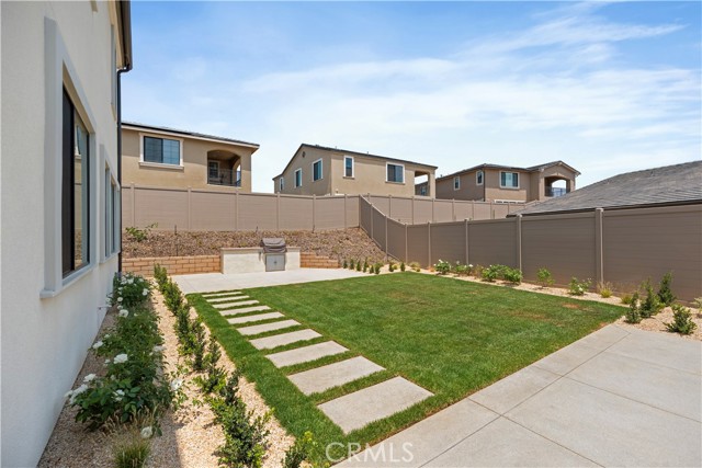 3070 Rue De Latour, Bonsall CA: https://media.crmls.org/medias/cce90586-3b4a-4ad0-8297-0afb7f6aa06d.jpg