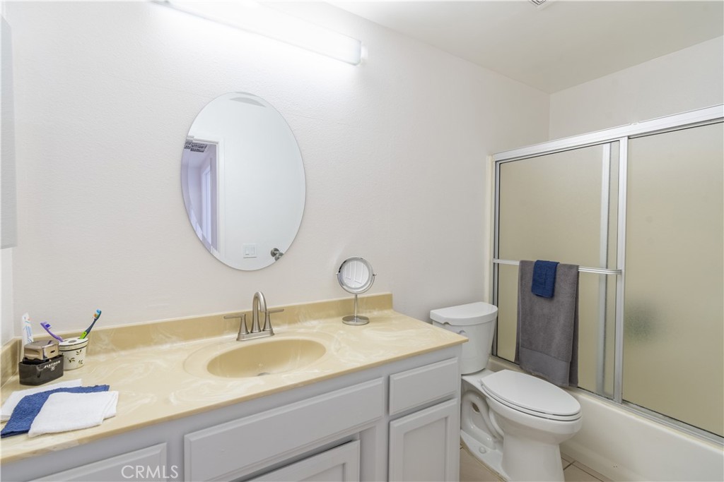 3121 Spring Street 106