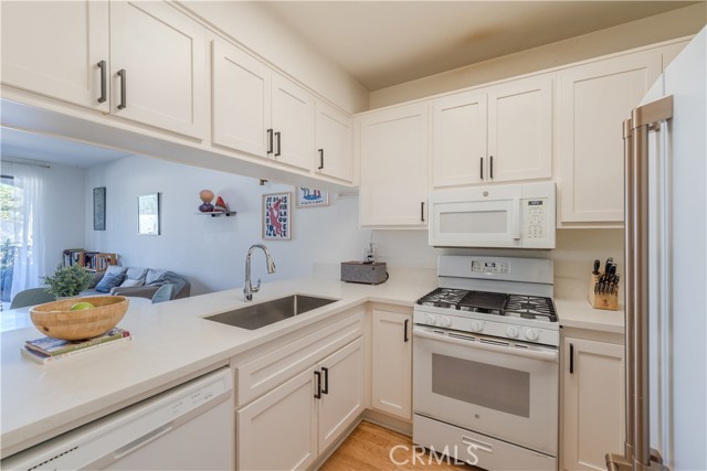 555 Maine Ave Unit 115, Long Beach, CA 90802 photo 3