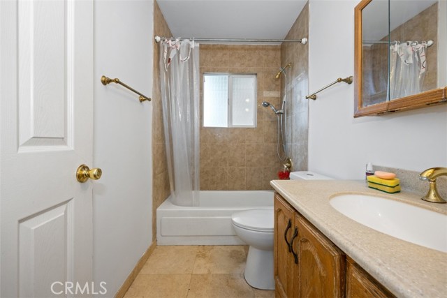 Detail Gallery Image 23 of 26 For 19115 Galway Ave, Carson,  CA 90746 - 3 Beds | 2 Baths