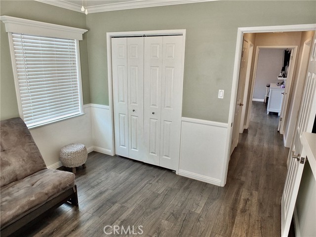 4513 N Paramount Boulevard, Lakewood CA: https://media.crmls.org/medias/ccecb505-2022-4112-84d4-c449a8f6cfda.jpg