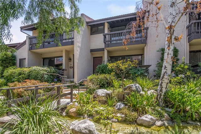 5711 Owensmouth Avenue, Woodland Hills CA: https://media.crmls.org/medias/ccece0d8-39aa-44c3-afe1-069b1c7f9276.jpg