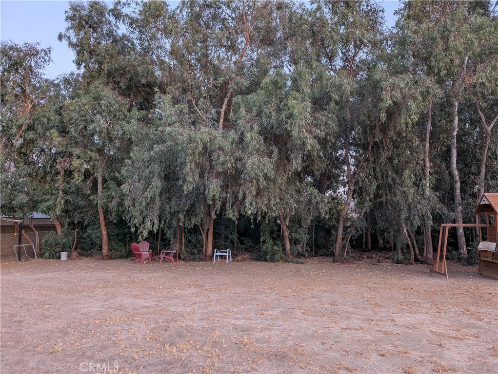 https://media.crmls.org/medias/cced3c4f-4c9e-4630-8cc2-1037cc452f4f.jpg?preset=X-Large