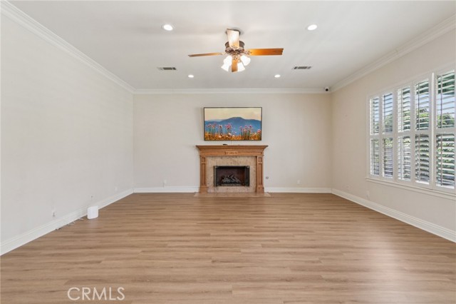 Image 10 of 62 For 16860 Rayen Street