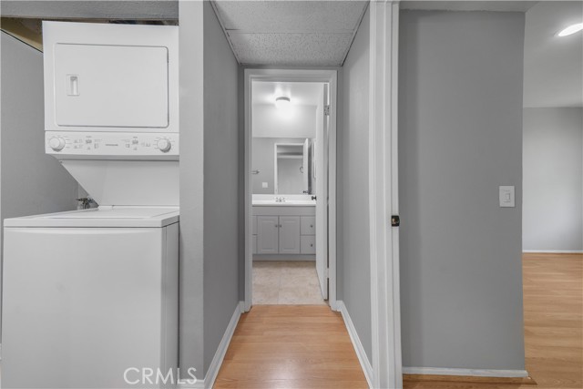 Detail Gallery Image 7 of 25 For 1256 Patricia Ave #10,  Simi Valley,  CA 93065 - 2 Beds | 2 Baths