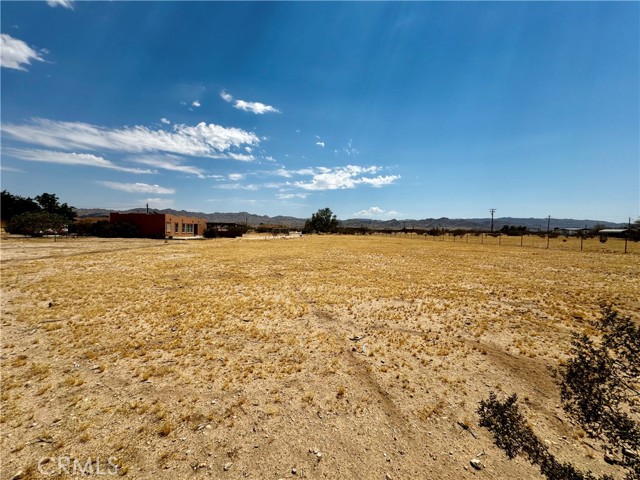 Detail Gallery Image 18 of 21 For 64784 Sun Oro Rd, Joshua Tree,  CA 92252 - 3 Beds | 2 Baths