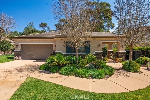 Detail Gallery Image 2 of 51 For 776 Oak Glade, Fallbrook,  CA 92028 - 3 Beds | 3 Baths