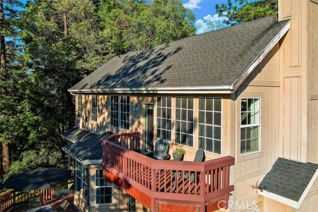 176 Pine Ridge Road, Crestline CA: https://media.crmls.org/medias/ccefc407-d321-4312-a6b1-0bbd6a5db15b.jpg