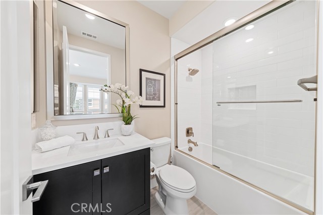 Detail Gallery Image 33 of 60 For 91 Pelican, Irvine,  CA 92618 - 4 Beds | 4/1 Baths