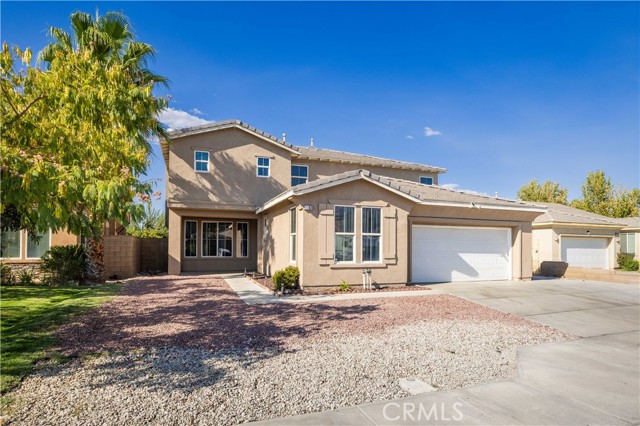 Detail Gallery Image 2 of 28 For 2651 Belvedere Ln, Lancaster,  CA 93535 - 5 Beds | 3 Baths