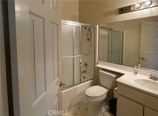 Detail Gallery Image 3 of 12 For 7750 E Portofino Ave, Anaheim Hills,  CA 92808 - 2 Beds | 2/1 Baths