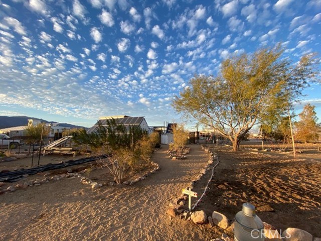 Detail Gallery Image 1 of 14 For 691 Desert Trail Way, –,  CA 92389 - 3 Beds | 2 Baths