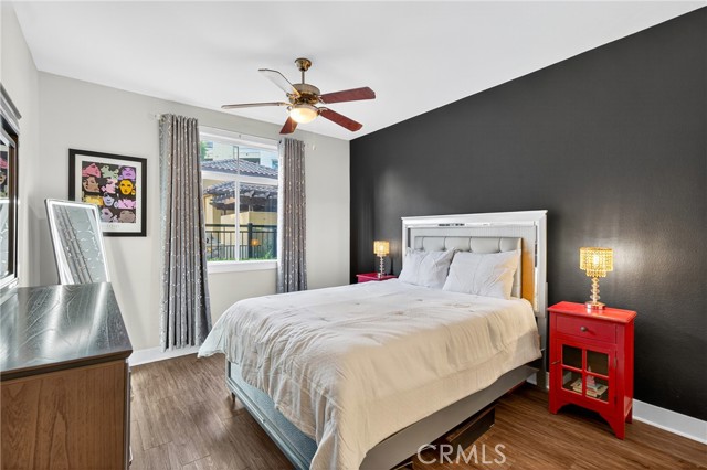 24585 Town Center Drive, Valencia CA: https://media.crmls.org/medias/ccf1962f-9aba-4847-90a6-9b41a140f488.jpg