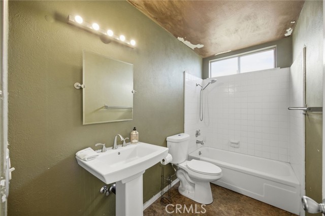 Detail Gallery Image 23 of 45 For 418 W Carol, Santa Ana,  CA 92707 - 3 Beds | 2 Baths