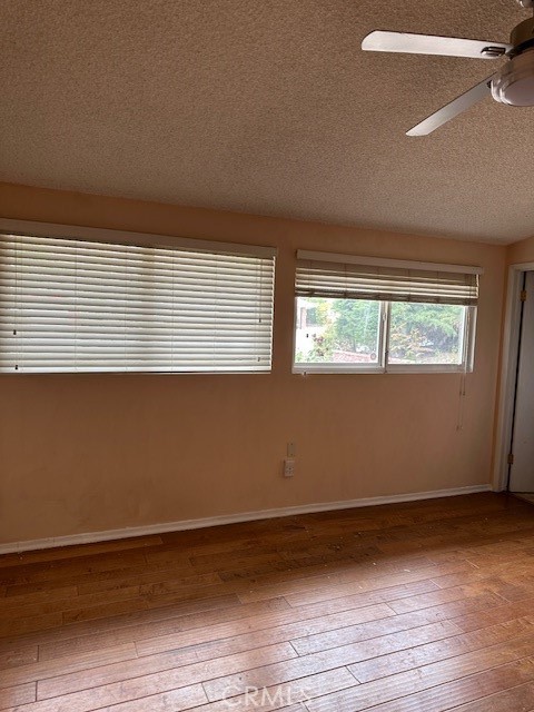 20708 Martha Street, Woodland Hills CA: https://media.crmls.org/medias/ccf2e3d8-9bd4-40ee-8842-920dff503c0e.jpg