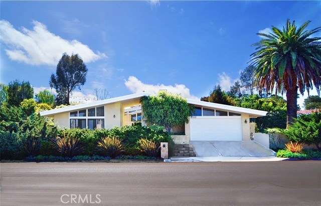 1564 Granvia Altamira, Palos Verdes Estates, California 90274, 4 Bedrooms Bedrooms, ,1 BathroomBathrooms,Residential,Sold,Granvia Altamira,PV17039473